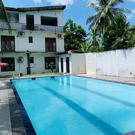 Yala Safari Village Maha Akurugoda Luaran gambar
