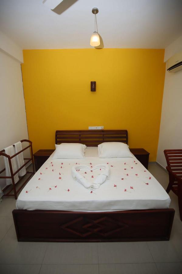 Yala Safari Village Maha Akurugoda Luaran gambar